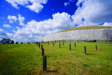 resized_Newgrange_back_side_Tourism_Ireland